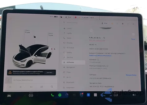 2021 Tesla Model 3 Performance Dual Motor All-Wheel Drive z USA, uszkodzony, nr VIN 5YJ3E1EC2MF001553